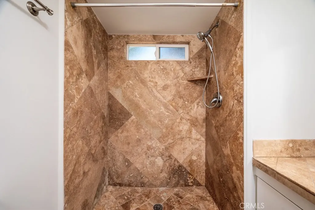 Torrance, California 90503, United States, 2 Bedrooms Bedrooms, ,1 BathroomBathrooms,Residential,Active,128507