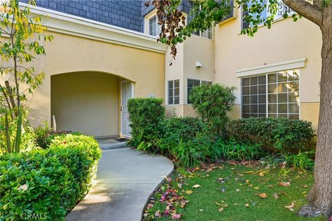 19208 Hamlin Street 5 Reseda CA 91335