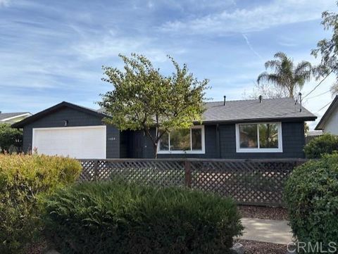 Photo of 1429 Taylor Avenue, Escondido, CA 92027 (MLS # PTP2601595)