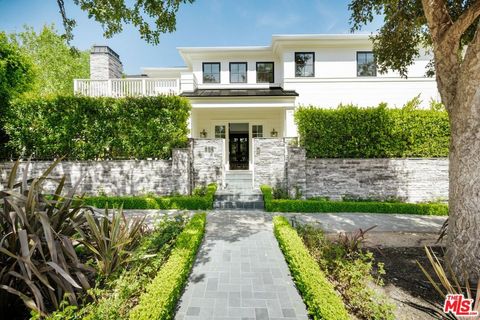 808 SAN VICENTE BLVD Santa Monica CA 90402