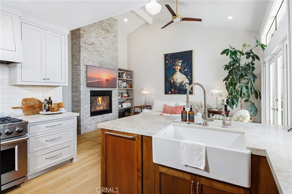 7 Jetty Drive, Corona Del Mar CA 92625 - Photo 20