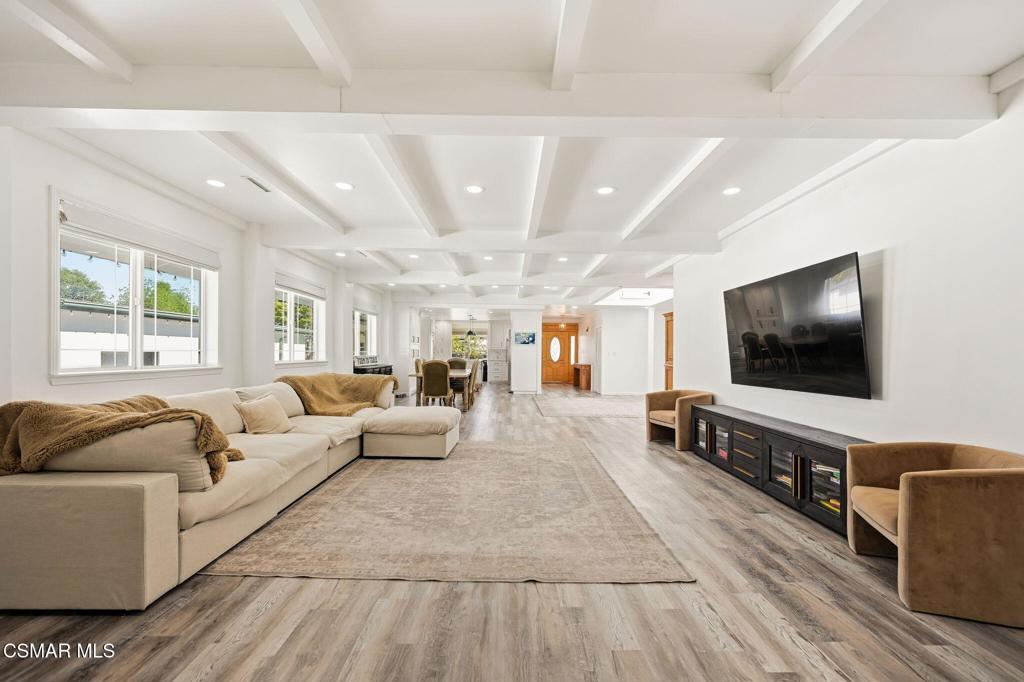 1763 Wellesley Drive
