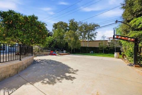 Tiny photo for 1763 Wellesley Drive, Thousand Oaks, CA 91360 (MLS # 226005003)