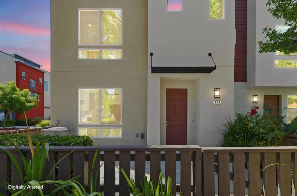 502 Ellicott Loop