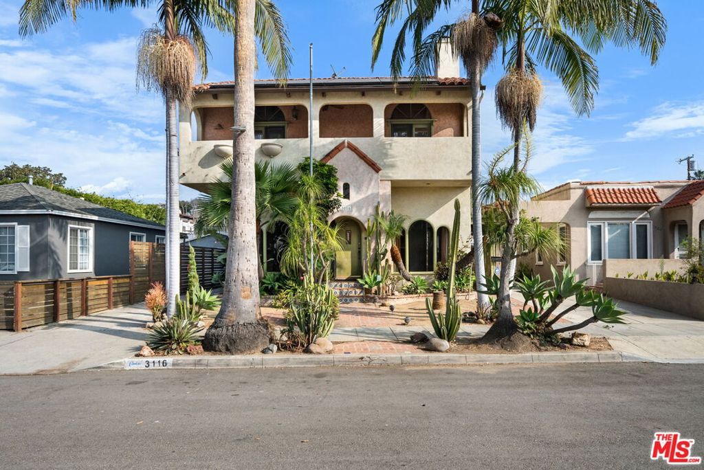 listing image 130726773337064225253