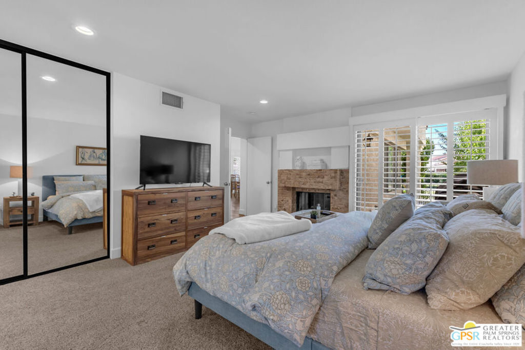 Santa Rosa Cove Coun - Residential
