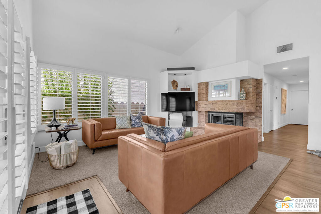 Santa Rosa Cove Coun - Residential