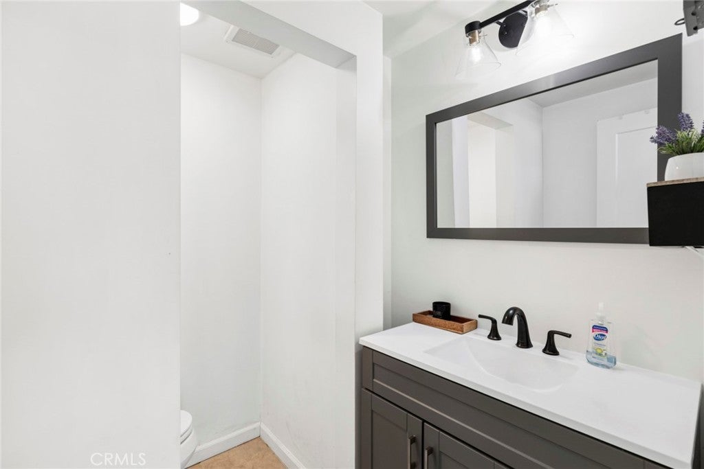 122 Agate, Newport Beach CA 92662 - Photo 11