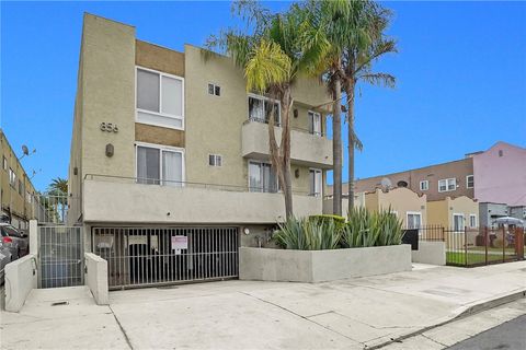 Photo of 856 N Van Ness Avenue #3, Los Angeles, CA 90038 (MLS # CV26007057)
