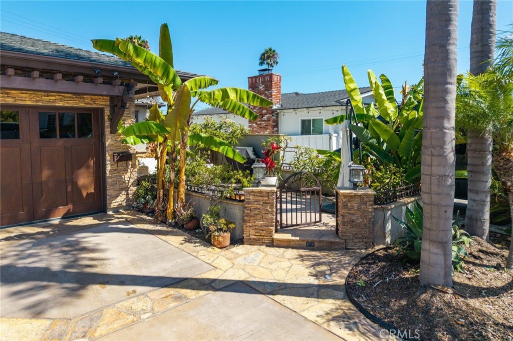139 W Avenida Cornelio
