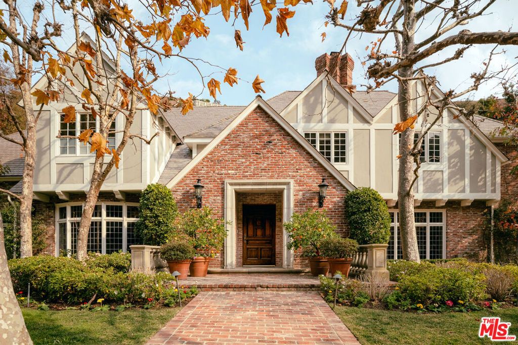 Photo of 1420 Moraga Drive, Los Angeles, CA 90049 (MLS # 26650371)