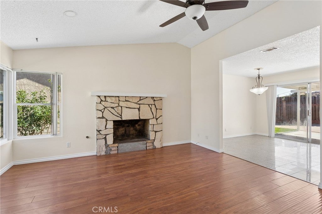 900 Grapevine