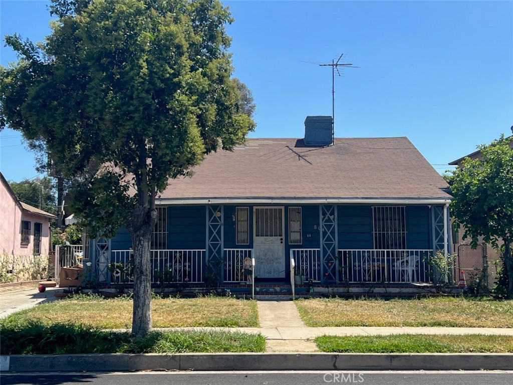 The Search Is Over—Welcome to Your Future Home in Monterey Park!
Looking for a home you can truly make your own? This is it! Welcome to 804 Fernfield Dr, a charming fixer-upper bursting with potential, nestled in one of Monterey Park’s most sought-after neighborhoods.
Located right in the heart of it all, you’ll enjoy easy access to top-rated schools, Cal State LA, popular shopping centers, and an incredible variety of restaurants, entertainment, and nightlife. It’s a location that truly has it all.
Need to commute? You’re in luck! With close proximity to the 10, 60, and 710 freeways, you’re just minutes from Downtown LA and beyond. Whether you're headed to work, out with friends, or off on a weekend adventure, everything is just a quick drive away.
This home isn’t just a place to live—it’s a blank canvas ready for your vision. With its solid bones and unbeatable location, you have the rare opportunity to remodel and customize every detail to your personal style. Whether you’re dreaming of modern upgrades, a cozy classic vibe, or something entirely unique—this is your chance to bring it to life.
Picture this: morning coffee on your freshly designed porch, cozy nights in a living room tailored to your taste, and a home that feels truly and completely yours.
Homes with this kind of potential in Monterey Park don’t last long. Come see the possibilities for yourself—schedule a private tour today and start imagining what your dream home could become!