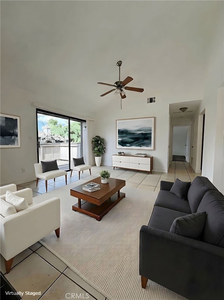 1190 S Winery Avenue 289