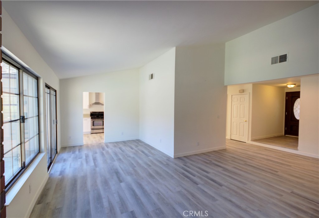 Custom Homes (VALN) (CVALN) - Residential Lease