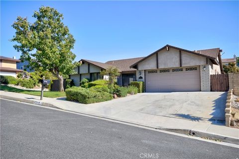 Photo of 27118 Vista Encantada Dr, Valencia, CA 91354 (MLS # GD25238014)