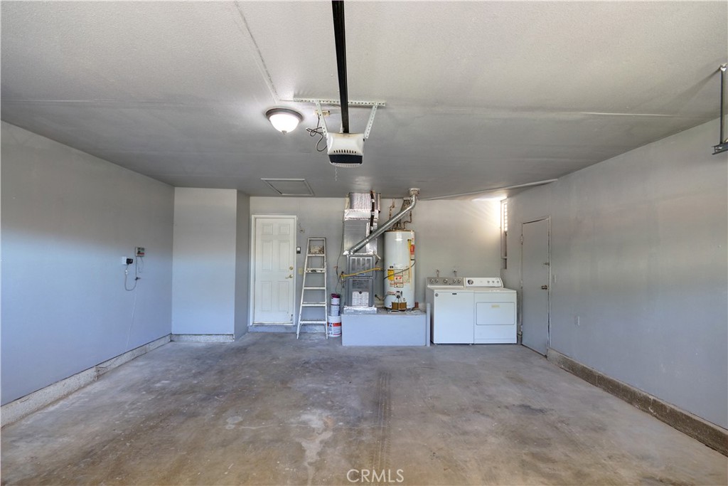 Custom Homes (VALN) (CVALN) - Residential Lease