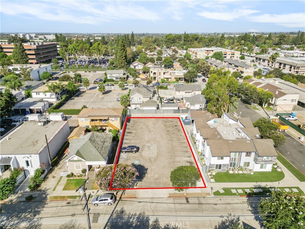 846 N Van Ness Avenue