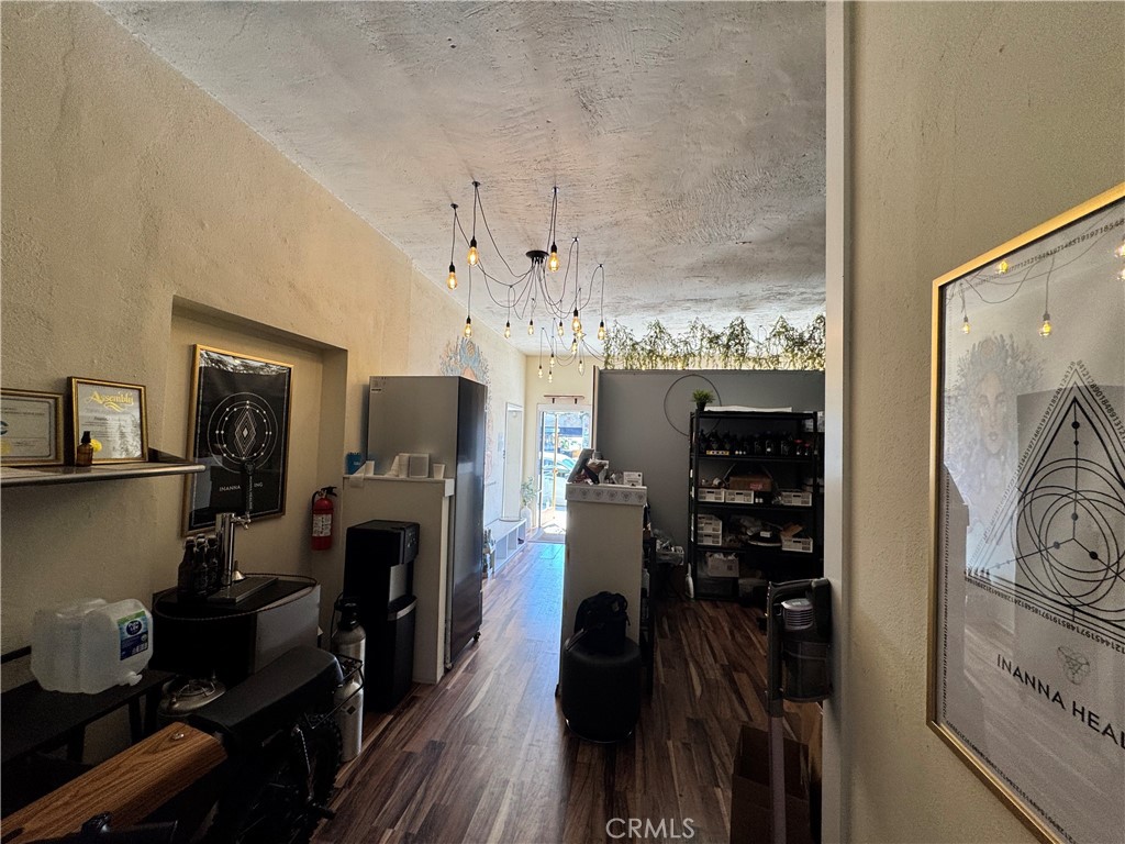 1848 S Coast Highway