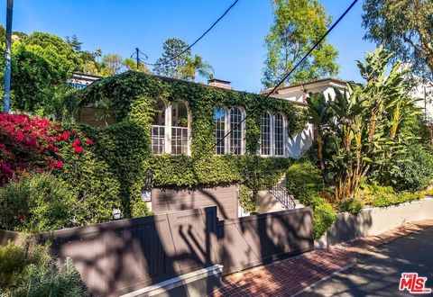 Photo of 2806 Nichols Canyon Road, Los Angeles, CA 90046 (MLS # 26667967)