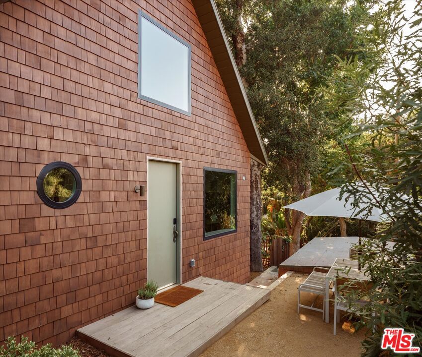 Photo of 1000 Myra Avenue, Los Angeles, CA 90029 (MLS # 26985461)