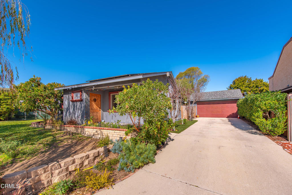 885 Riverside Street