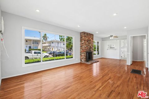 Photo of 5307 Vantage Avenue #1, Valley Village, CA 91607 (MLS # 26780055)