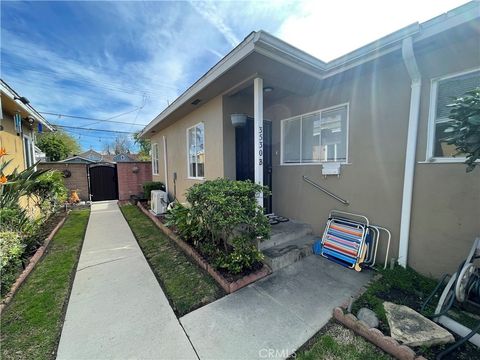 Photo of 3530 Orange Ave, Long Beach, CA 90807 (MLS # PW26068825)