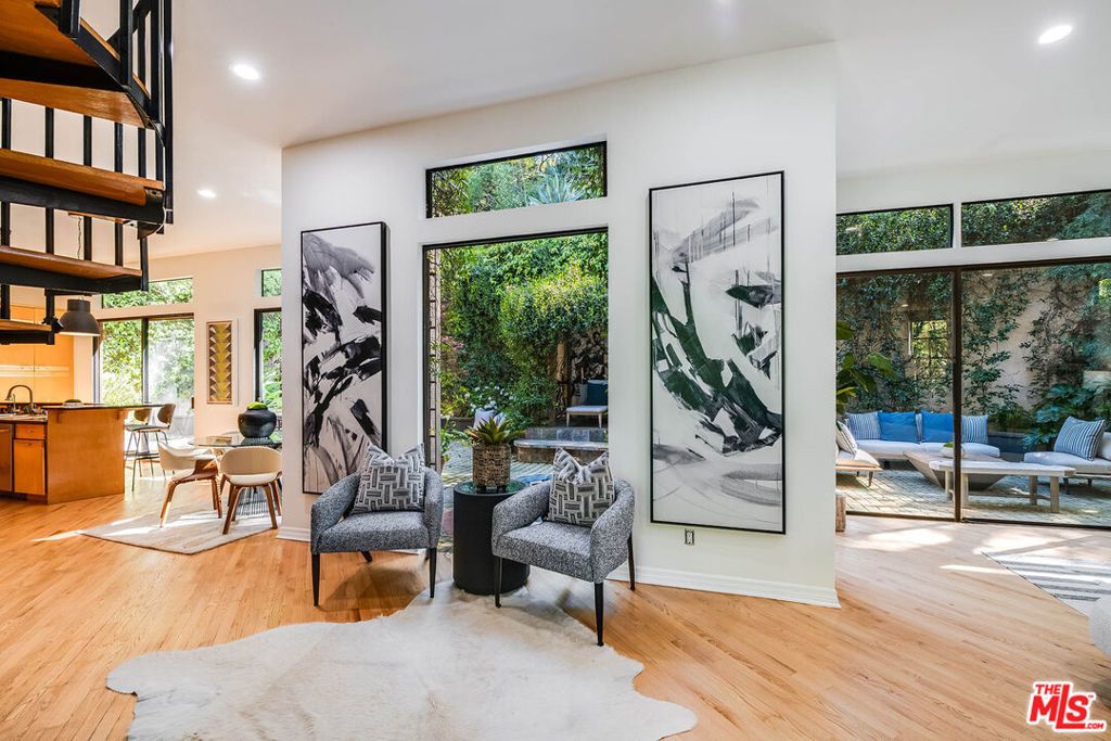 Photo of 9953 Westwanda Drive, Beverly Hills, CA 90210 (MLS # 26667055)