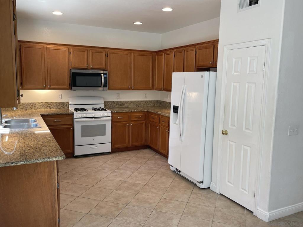 348 Monte Vista Way