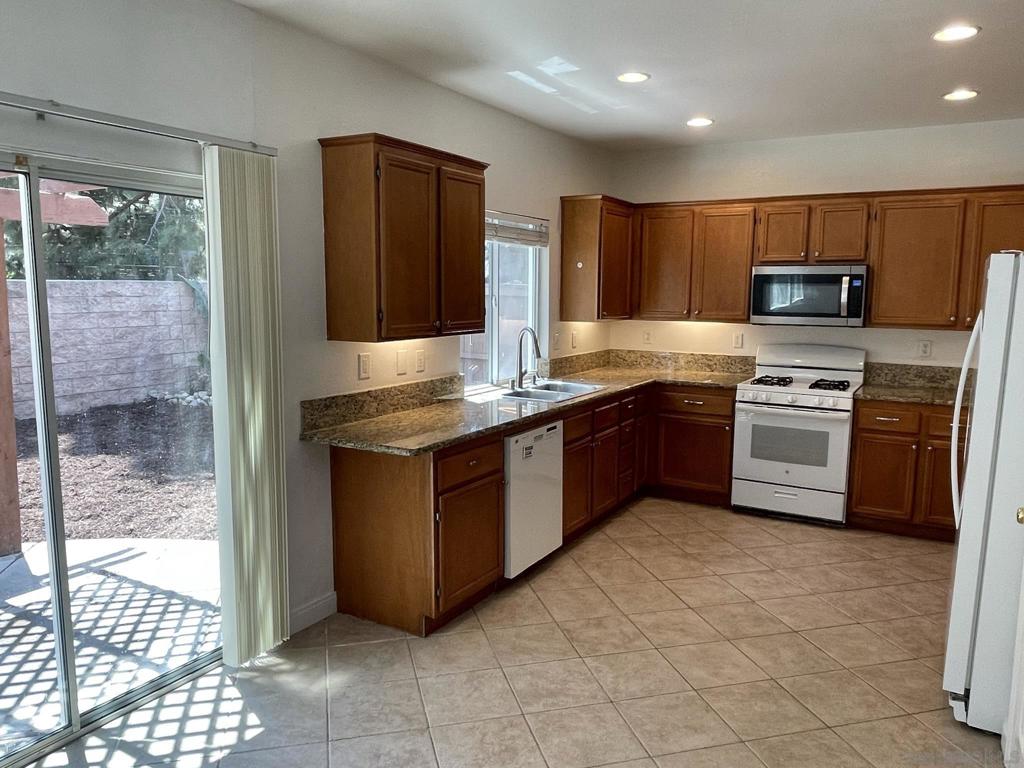 348 Monte Vista Way