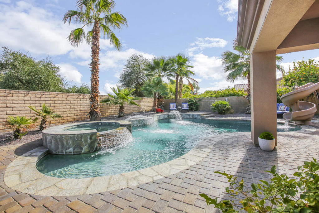 Montage at Santa Rosa - Residential