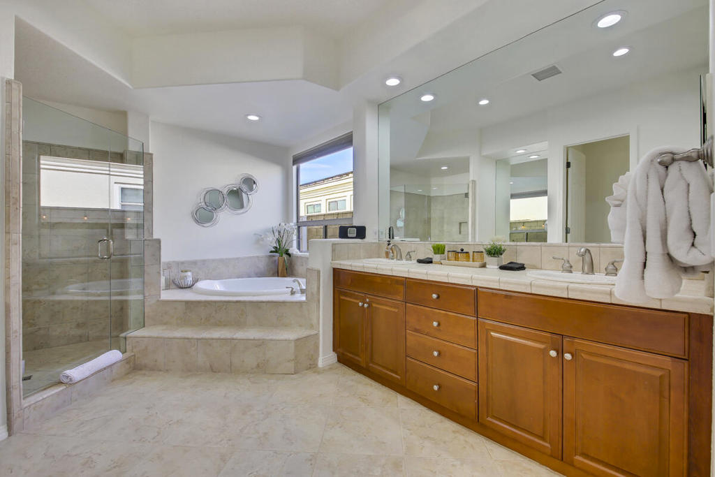 Montage at Santa Rosa - Residential