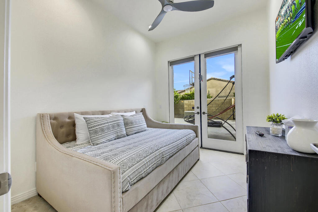 Montage at Santa Rosa - Residential