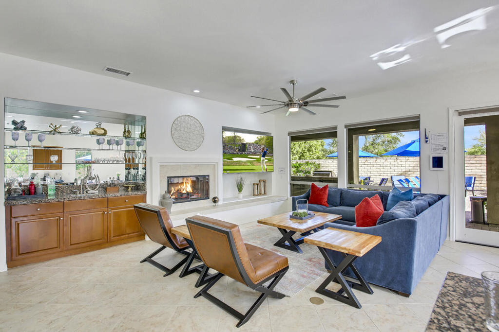 Montage at Santa Rosa - Residential