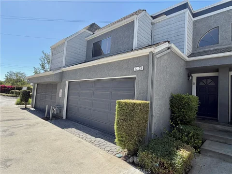 MLS: SR26148441