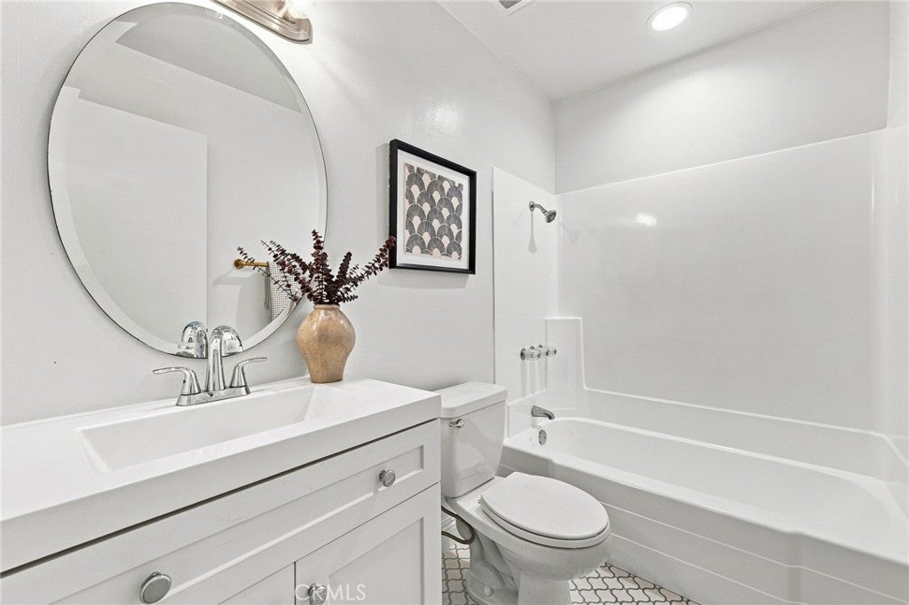 52 Acacia Tree Lane, Irvine CA 92612 - Photo 31