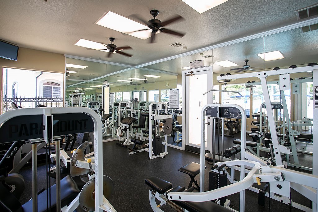 La Vista (LVIS) - Residential Lease