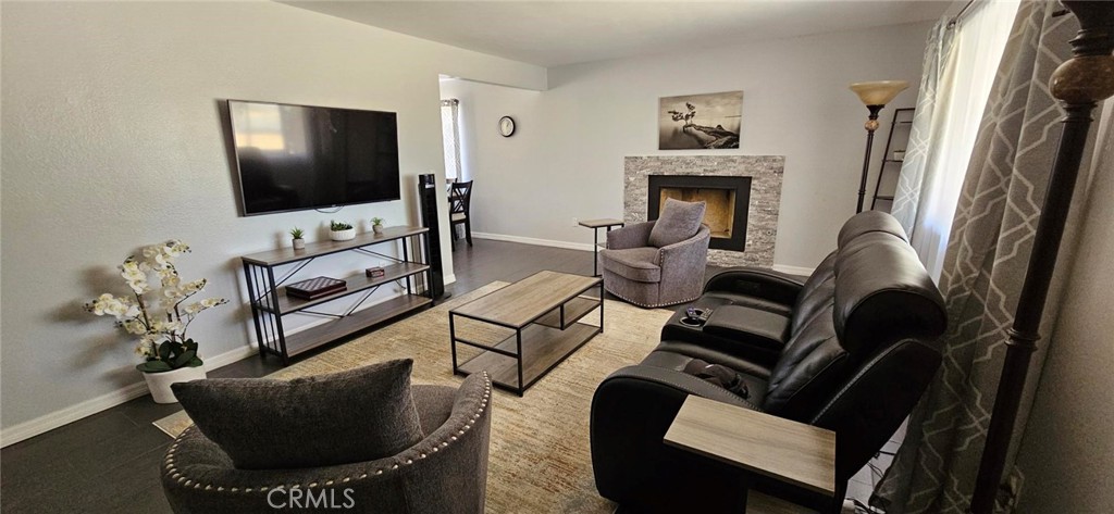 7708 Mariposa Trail