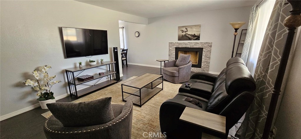 7708 Mariposa Trail