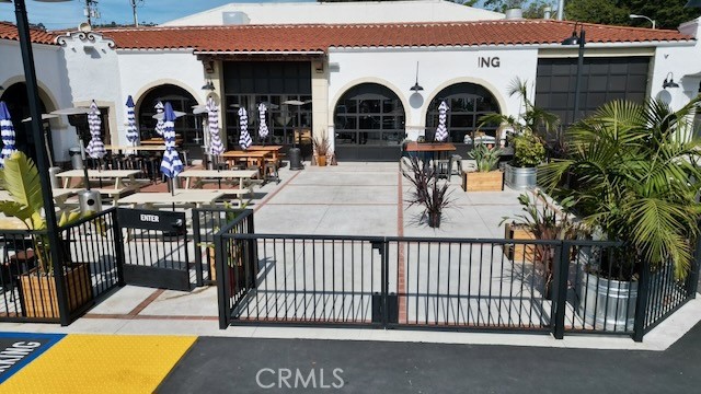 585 E Thompson Boulevard