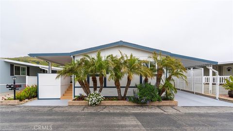 Photo of 2275 W 25th St #198, San Pedro, CA 90732 (MLS # SB26067204)