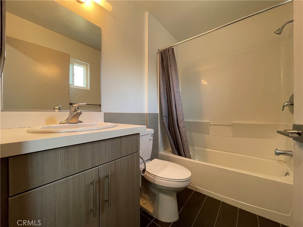 Properties 1 422 N 3rd Street B