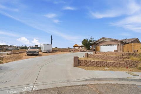 Photo of 1160 Madrona DR, Barstow, CA 92311 (MLS # HD26132273)