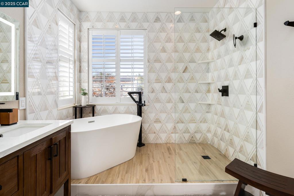 CA MEADOWS - Residential