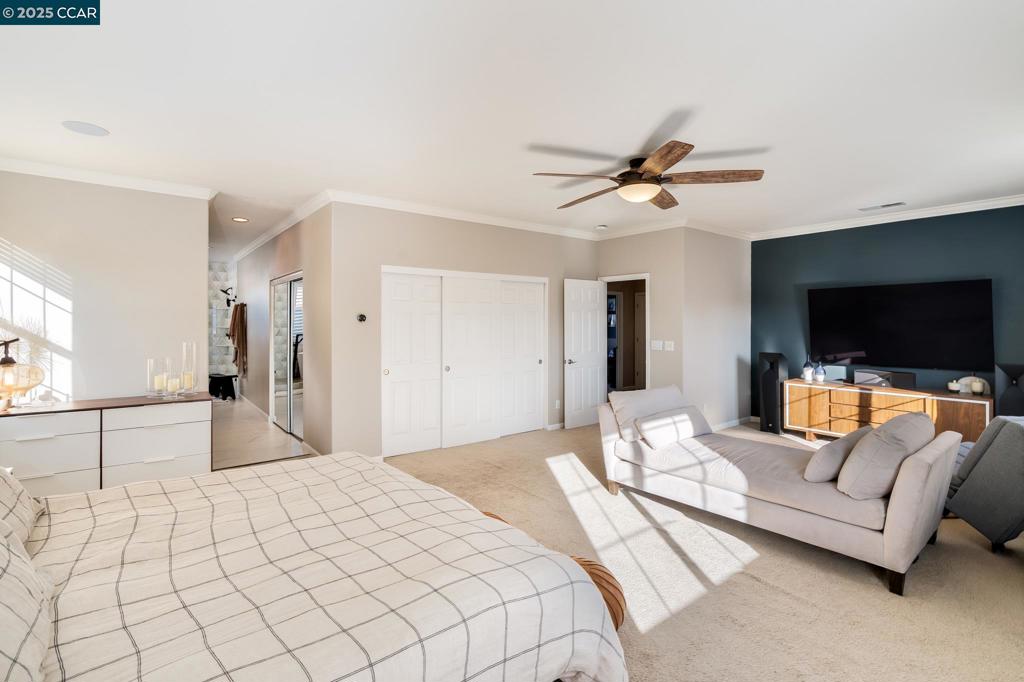 CA MEADOWS - Residential