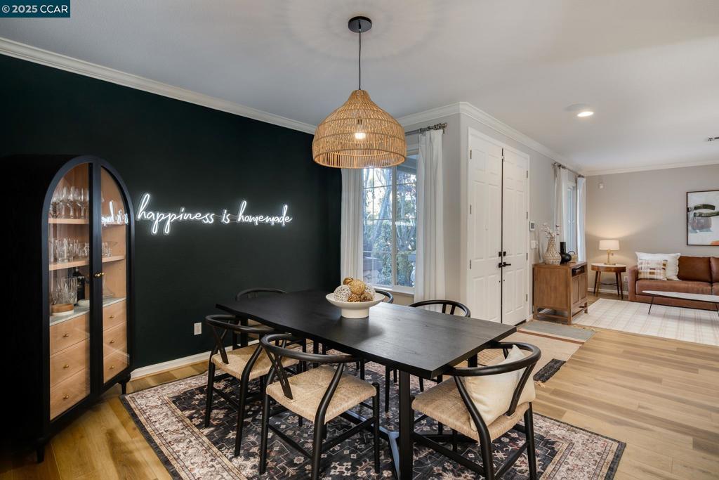 CA MEADOWS - Residential