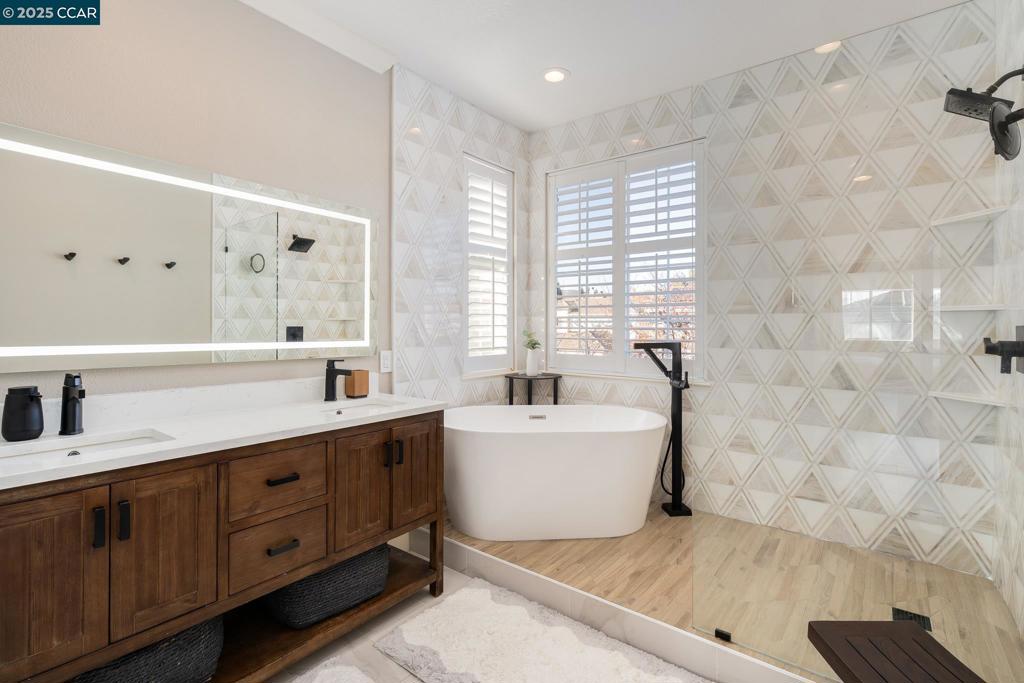 CA MEADOWS - Residential