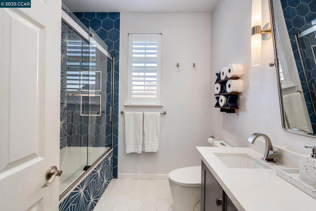 CA MEADOWS - Residential