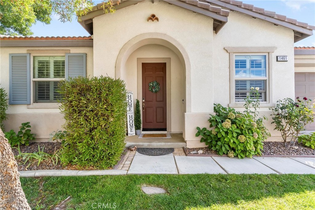1461 Liatris Way